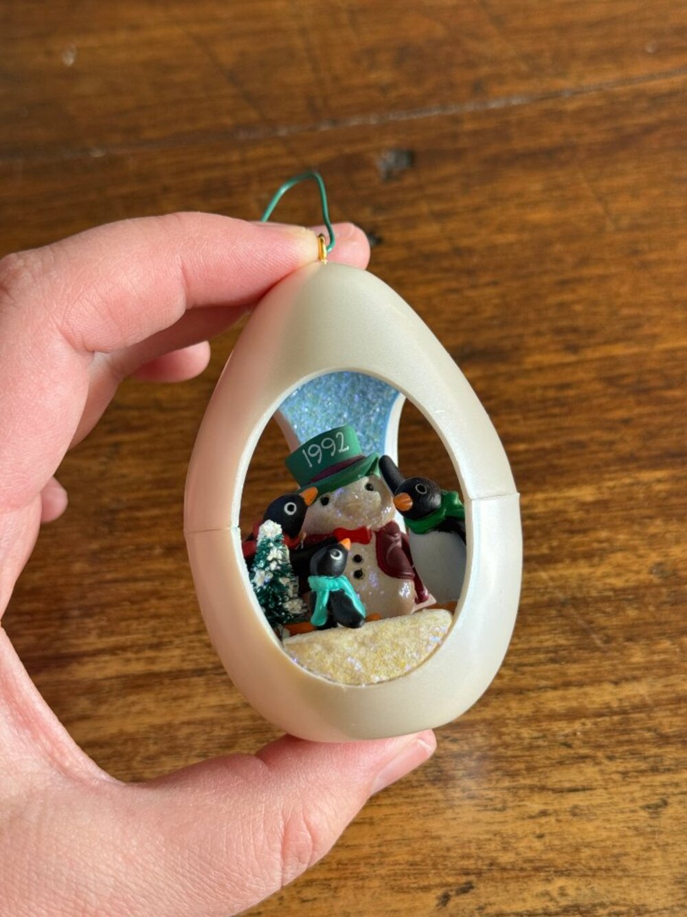 Four Penguin Ornament by Hallmark Collector's Series 1989, 1990, 1991 or 1992 - Picture 6 of 16